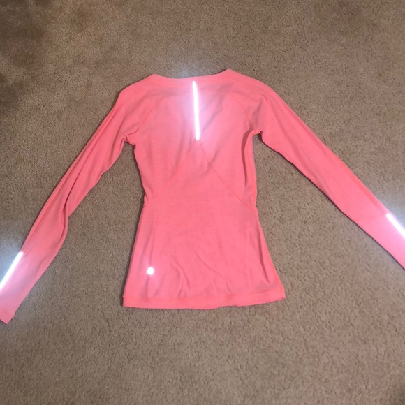 Lululemon quarter zip - Picture 6 of 6